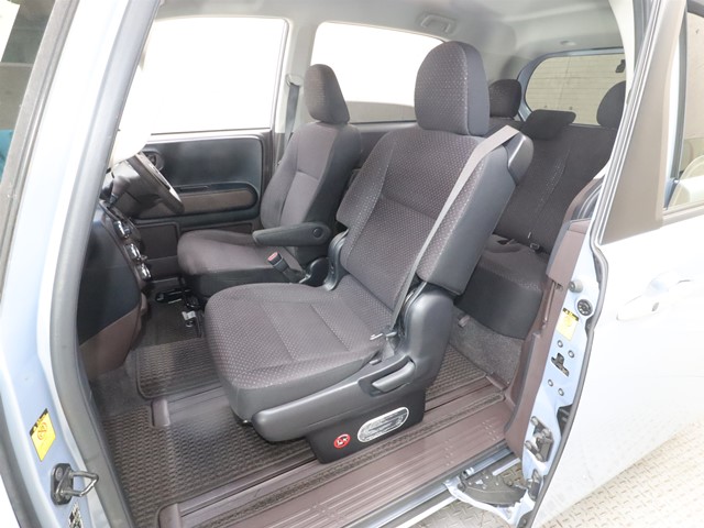 トヨタ ポルテ Ｆ