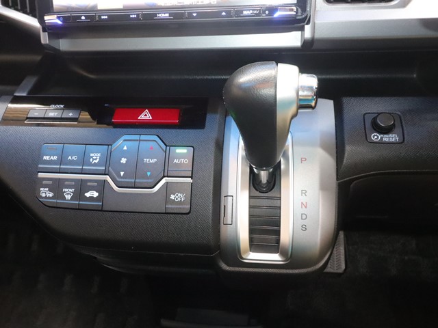 ホンダ ステップワゴン Zｸｰﾙｽﾋﾟﾘｯﾄ