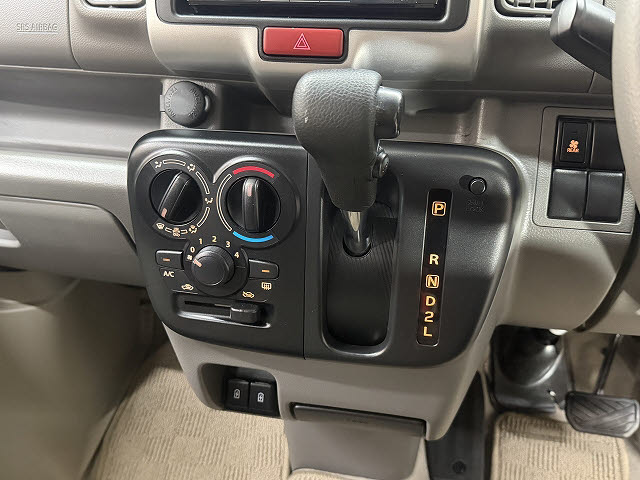 ニッサン NV100ｸﾘｯﾊﾟｰV GX