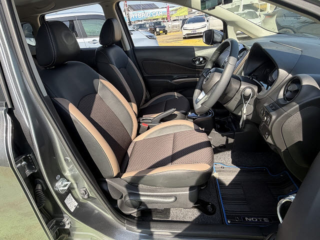 ニッサン ノート ｅパワーメダリスト