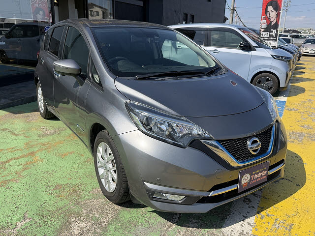 ニッサン ノート ｅパワーメダリスト