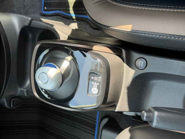 ニッサン ノート ｅパワーメダリスト