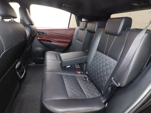 トヨタ ﾊﾘｱｰ ﾊｲﾌﾞﾘｯﾄﾞ ﾌﾟﾚﾐｱﾑｱﾄﾞﾊﾞﾝｽﾊﾟｹ4WD