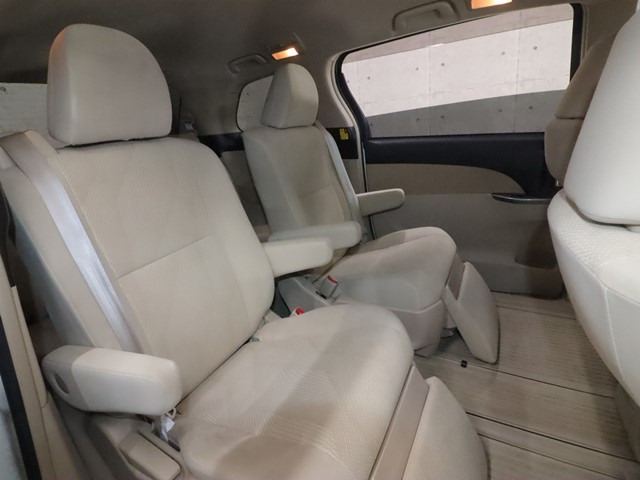 トヨタ エスティマ アエラス