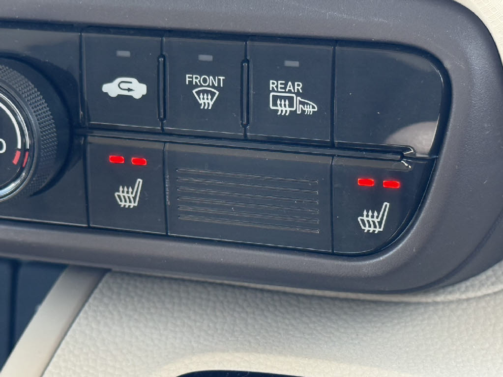 ホンダ Ｎ　ＢＯＸ G・Lﾎﾝﾀﾞｾﾝｼﾝｸﾞ 4WD