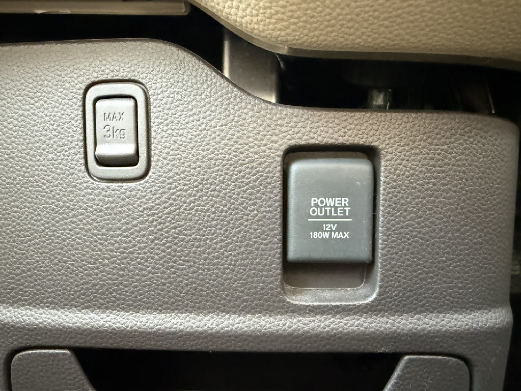 ホンダ Ｎ　ＢＯＸ G・Lﾎﾝﾀﾞｾﾝｼﾝｸﾞ 4WD