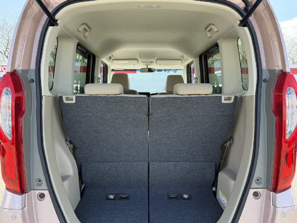 ホンダ Ｎ　ＢＯＸ G・Lﾎﾝﾀﾞｾﾝｼﾝｸﾞ 4WD