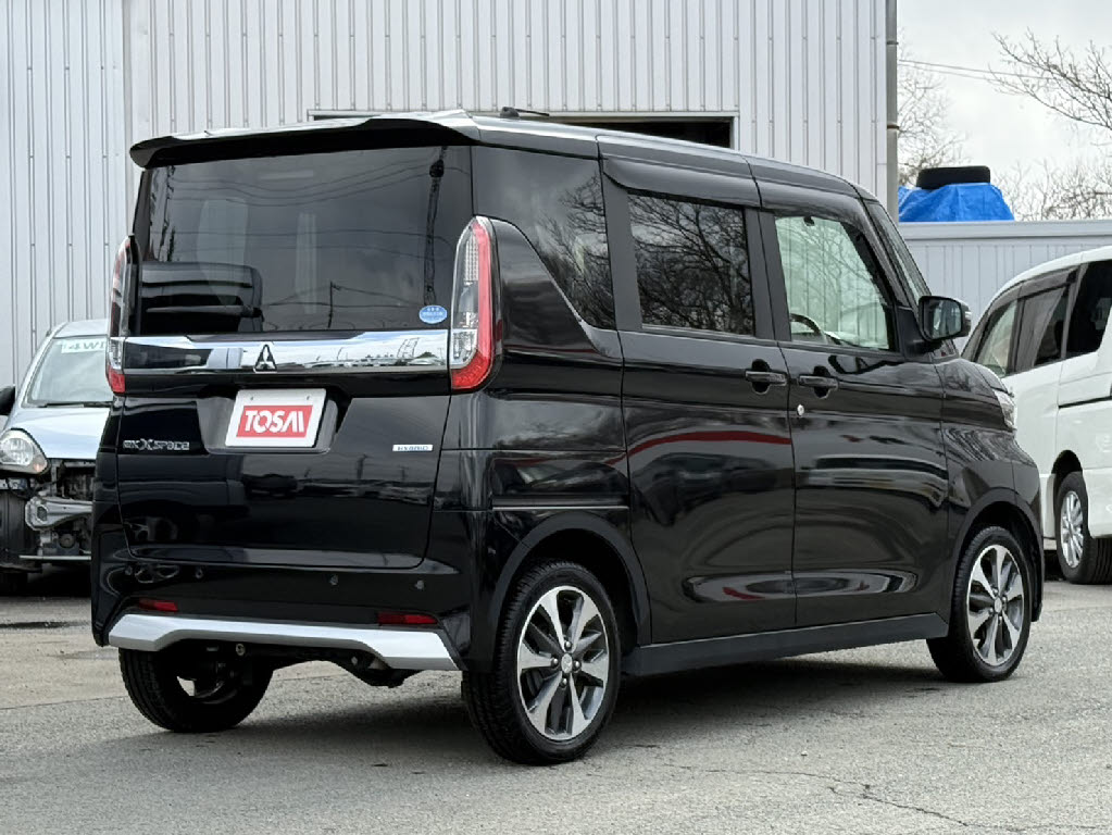 三菱 eKｸﾛｽ ｽﾍﾟｰｽ T 4WD