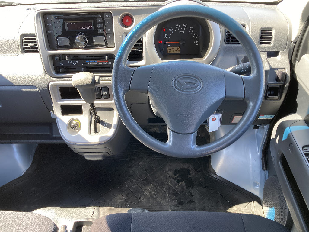 ダイハツ ハイゼットカーゴＶ 4WD ﾃﾞﾗｯｸｽ55ｱﾆｺﾞﾙ