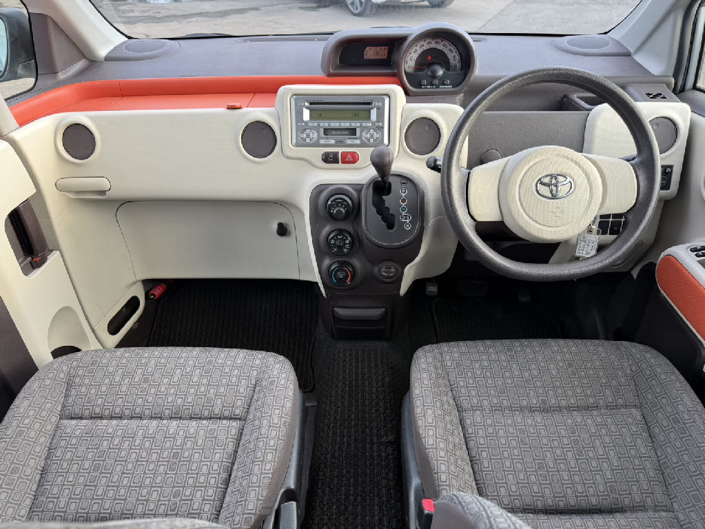 トヨタ ポルテ X 4WD