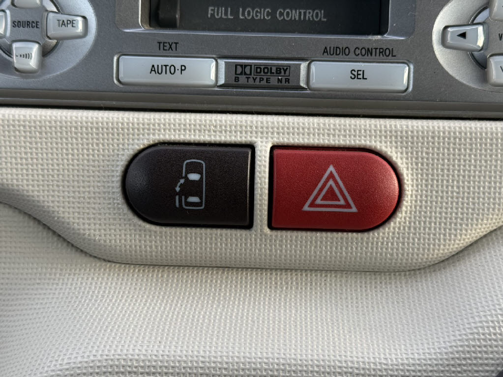 トヨタ ポルテ X 4WD