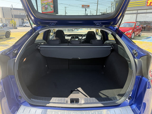 トヨタ プリウス Ａ