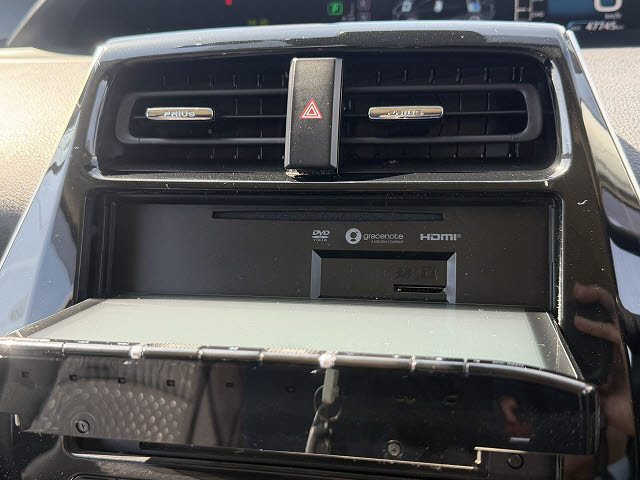 トヨタ プリウス Ａ