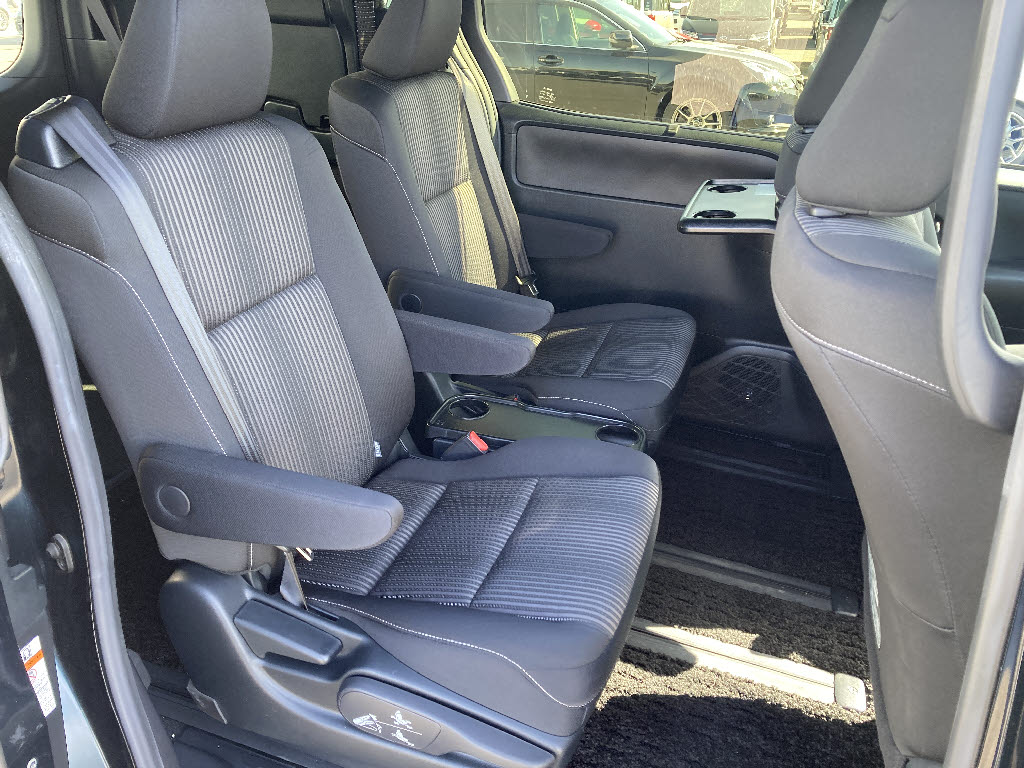 トヨタ ヴォクシー ZS 煌 4WD