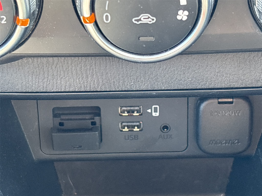 マツダ マツダ２ 15 BD