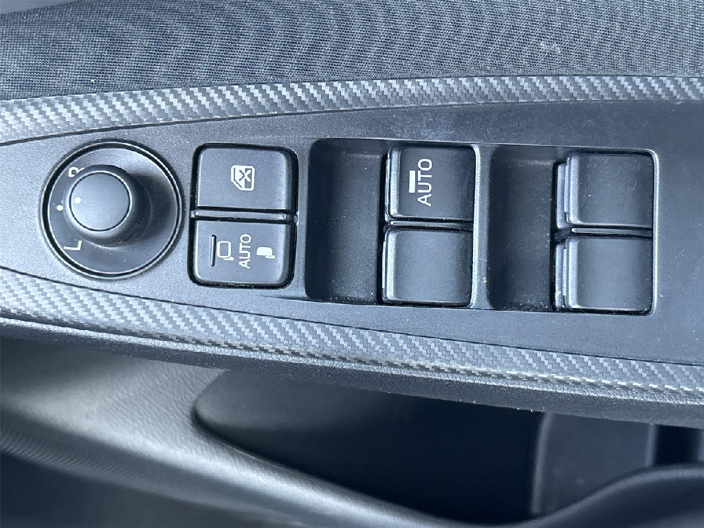 マツダ マツダ２ 15 BD