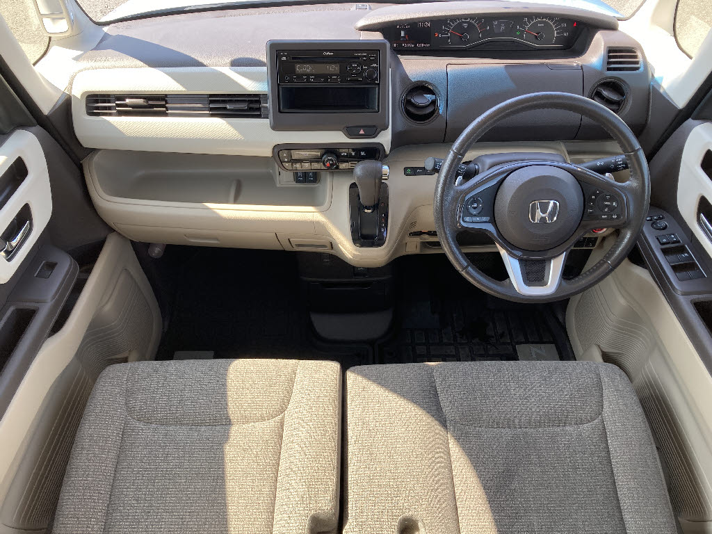 ホンダ Ｎ　ＢＯＸ G Lﾀｰﾎﾞﾎﾝﾀﾞｾﾝｼﾝｸﾞ 4WD