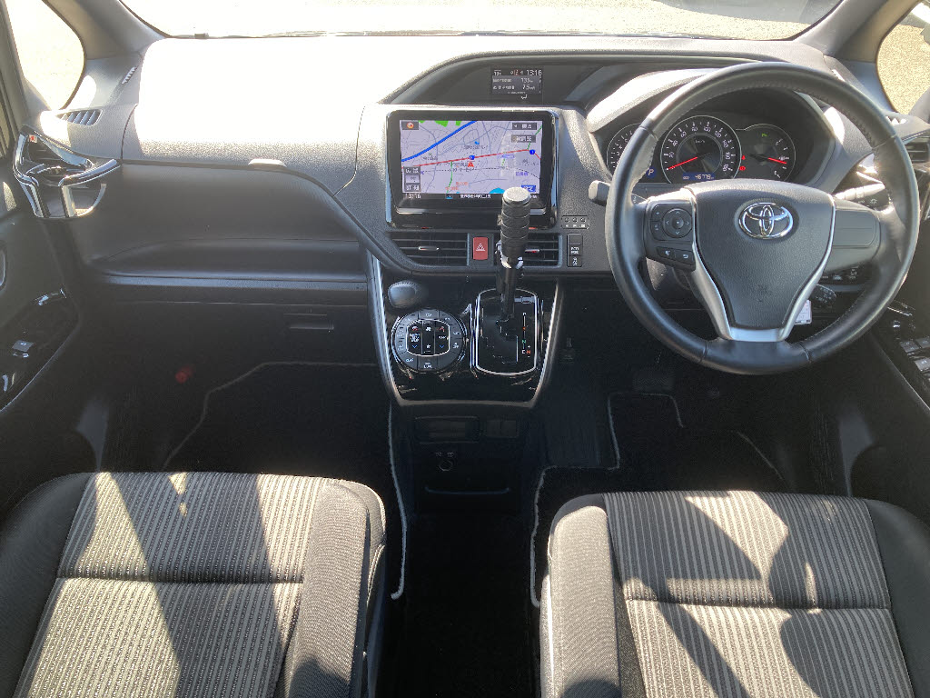 トヨタ ヴォクシー ZS 煌Ⅱ 4WD