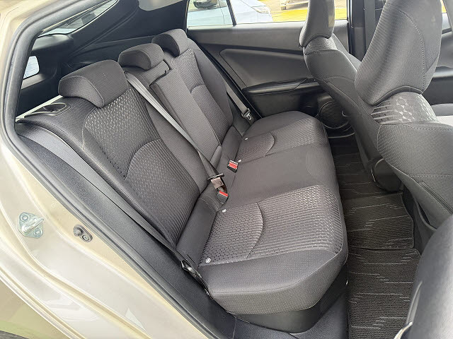 トヨタ プリウス Sセーフティプラス