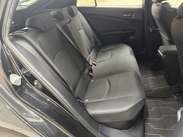 トヨタ プリウス Ｓ