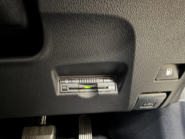 トヨタ プリウス Ｓ