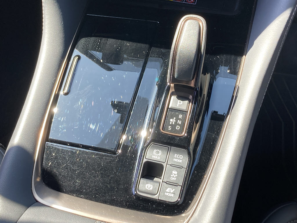 トヨタ ｳﾞｪﾙﾌｧｲｱﾊｲﾌﾞﾘｯﾄﾞ Zﾌﾟﾚﾐｱ 4WD