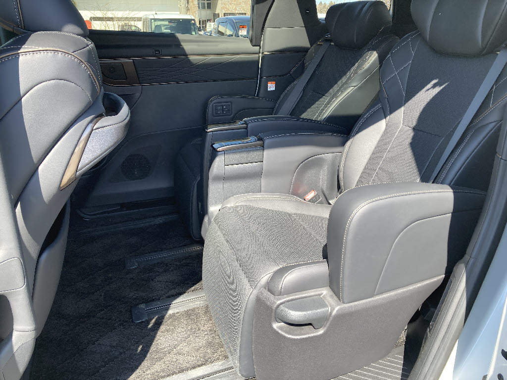 トヨタ ｳﾞｪﾙﾌｧｲｱﾊｲﾌﾞﾘｯﾄﾞ Zﾌﾟﾚﾐｱ 4WD