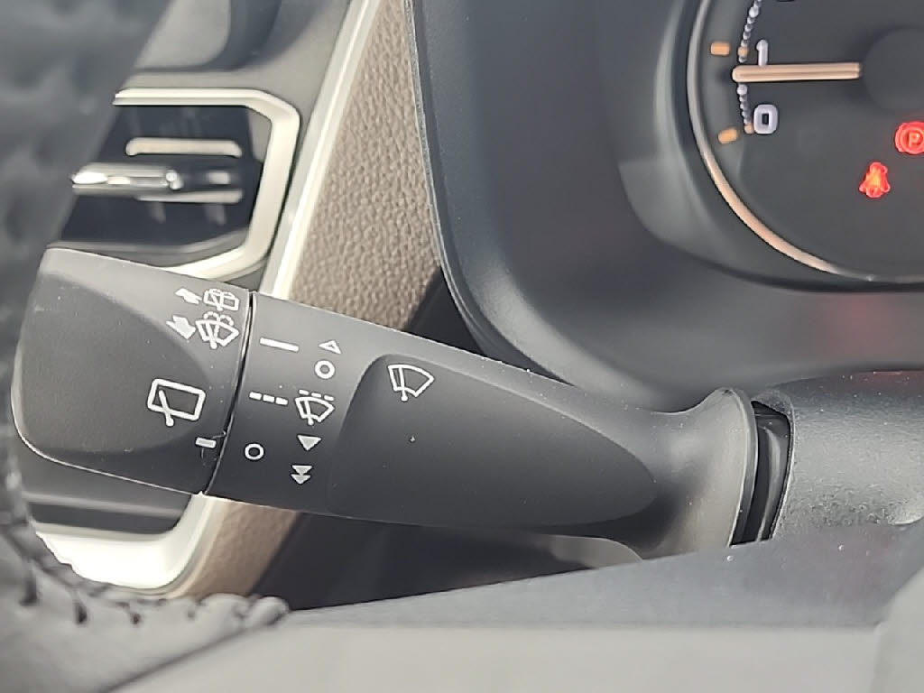 ダイハツ ムーヴ 4WD RS