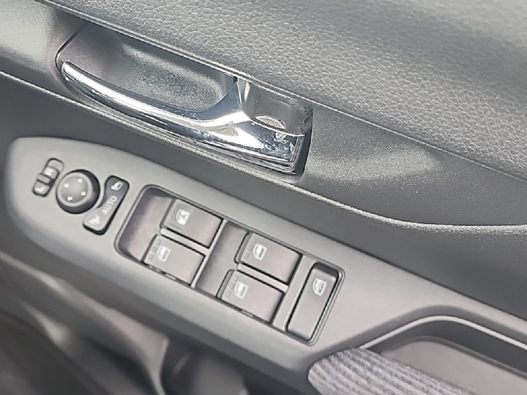 ダイハツ ムーヴ 4WD RS