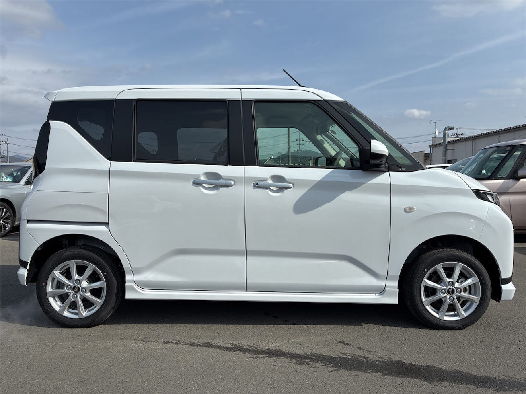 ダイハツ ムーヴ 4WD G