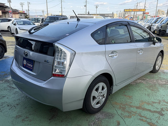 トヨタ プリウス Ｓ　A車