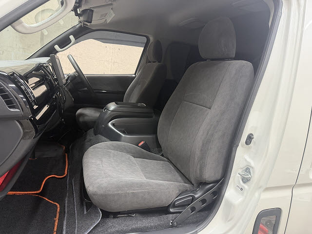 トヨタ ハイエース ＧＬ