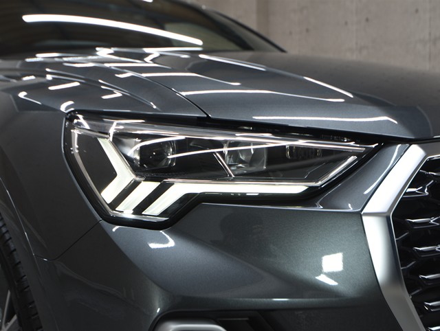 アウディ ｱｳﾃﾞｨ Q3 35TFSI Sﾗｲﾝ