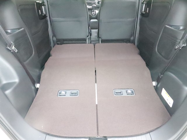 ホンダ Ｎ　ＢＯＸカスタム G Lﾎﾝﾀﾞｾﾝｼﾝｸﾞ