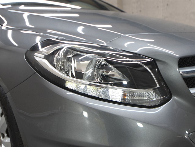 メルセデスベンツ ﾒﾙｾﾃﾞｽﾍﾞﾝﾂ Bｸﾗｽ B180