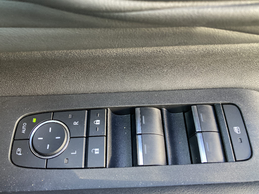 トヨタ ｱﾙﾌｧｰﾄﾞ ﾊｲﾌﾞﾘｯﾄﾞ Z