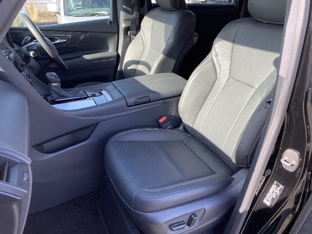 トヨタ ｱﾙﾌｧｰﾄﾞ ﾊｲﾌﾞﾘｯﾄﾞ Z