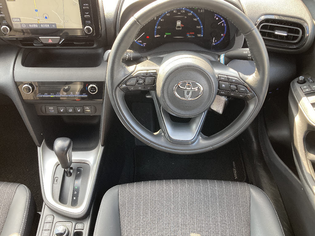 トヨタ ヤリス クロス ﾊｲﾌﾞﾘｯﾄﾞZ 4WD