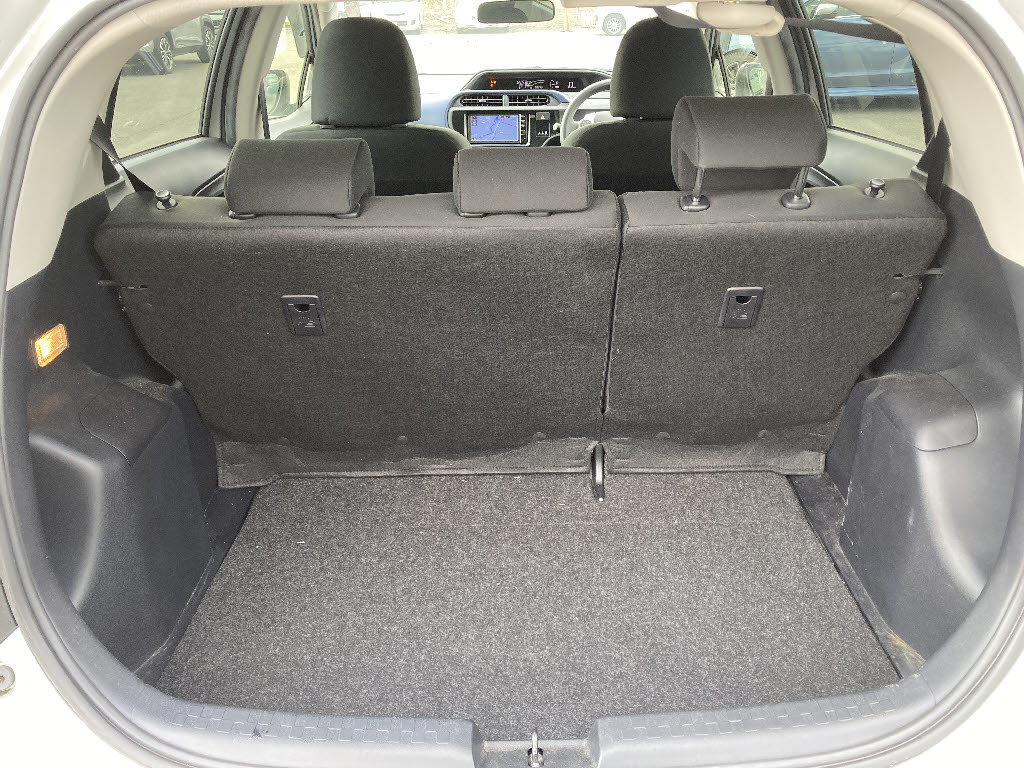 トヨタ アクア Ｓ