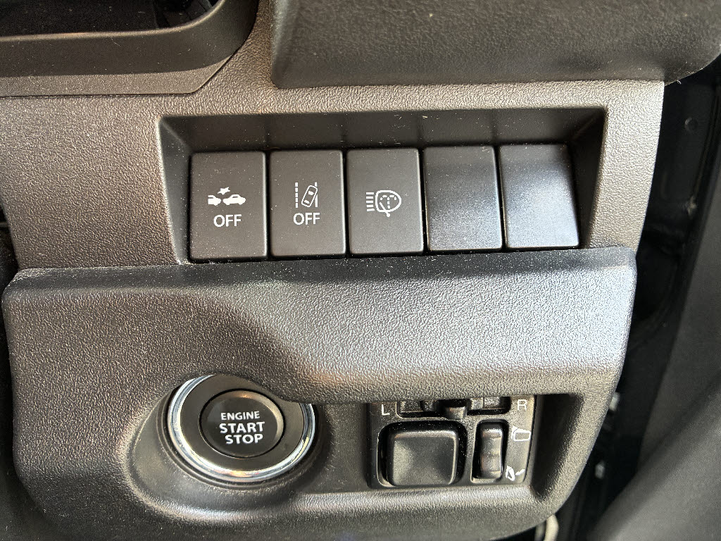 スズキ ジムニーシエラ JC 4WD