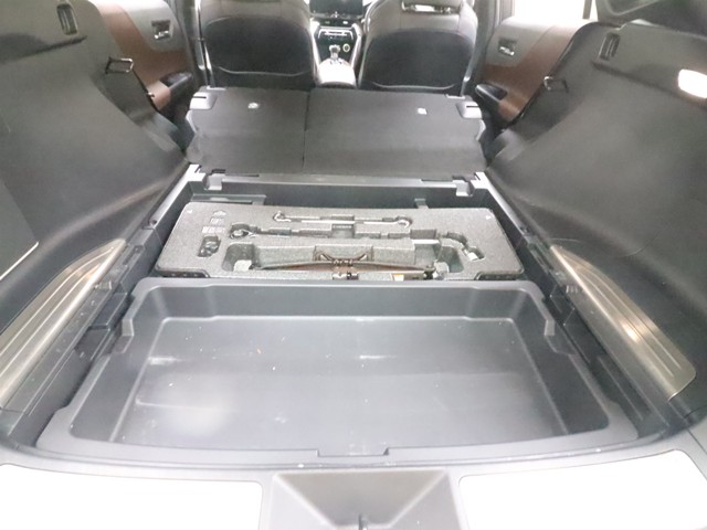 トヨタ ハリアー Zレザーパッケージ