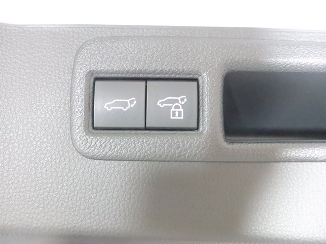 トヨタ ハリアー Zレザーパッケージ