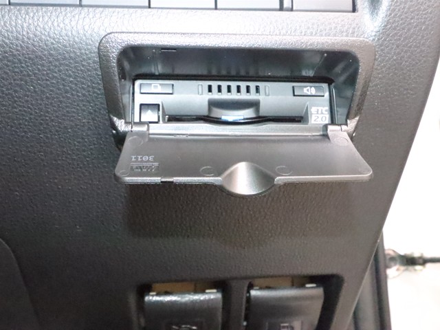 トヨタ ハリアー Zレザーパッケージ