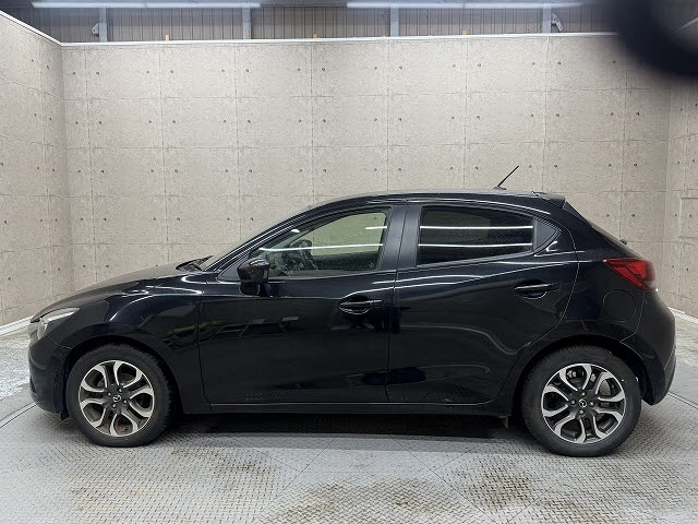 マツダ デミオ XD　ﾂｰﾘﾝｸﾞ