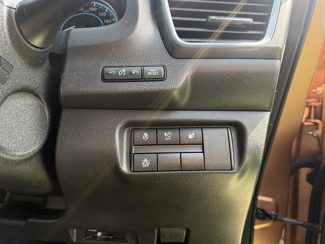 ニッサン リーフ アーバンクロム