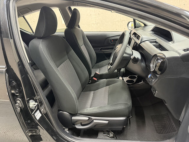 トヨタ アクア Ｓスタイルブラック