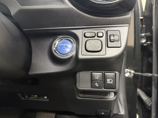 トヨタ アクア Ｓスタイルブラック