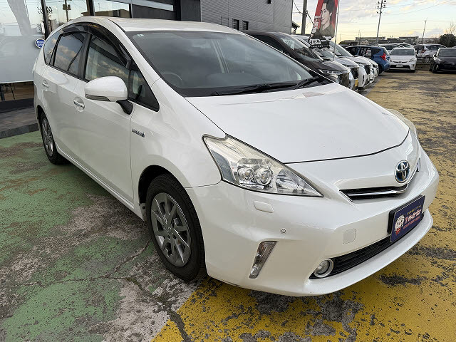 トヨタ プリウスアルファ Sチューンブラック