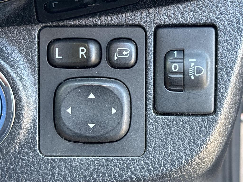 トヨタ ヴィッツ ハイブリッドU