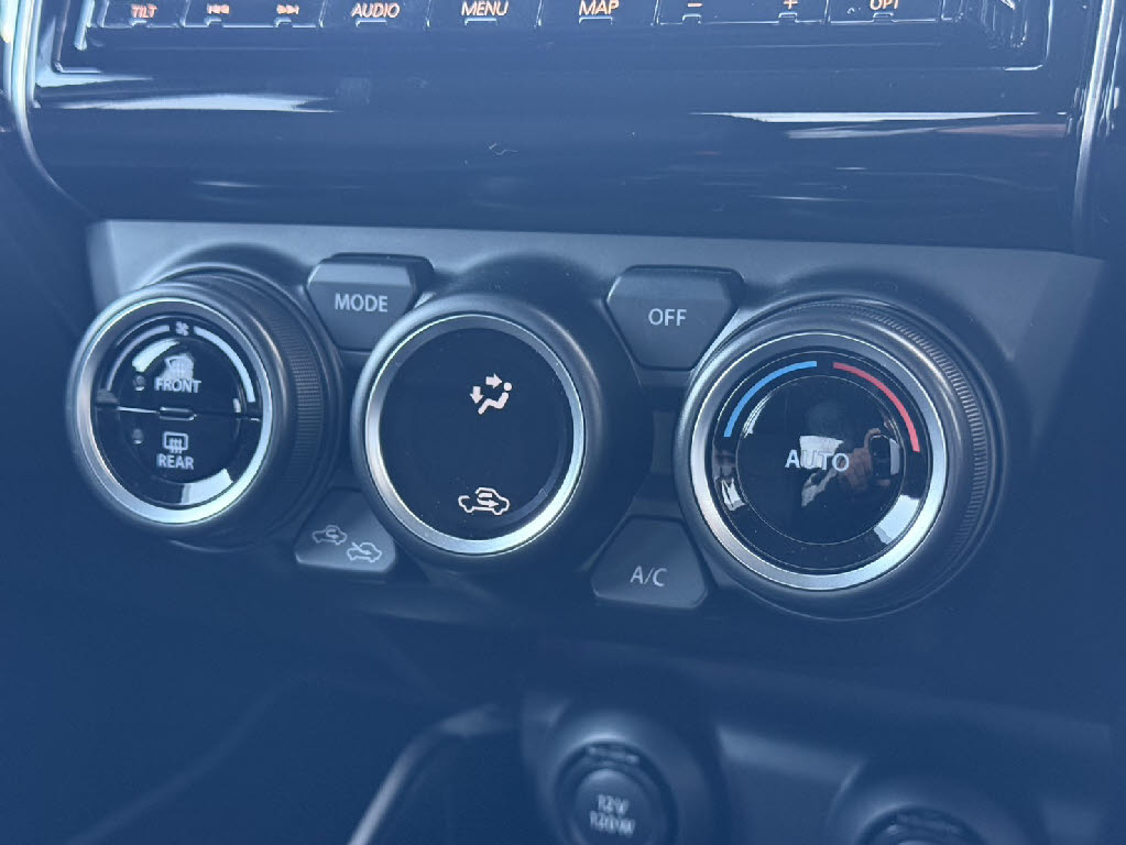 スズキ スイフト ｽｲﾌﾄ XRﾘﾐﾃｯﾄﾞ4WD ｾｰﾌﾃｨｰﾊﾟｯｹｰｼﾞ